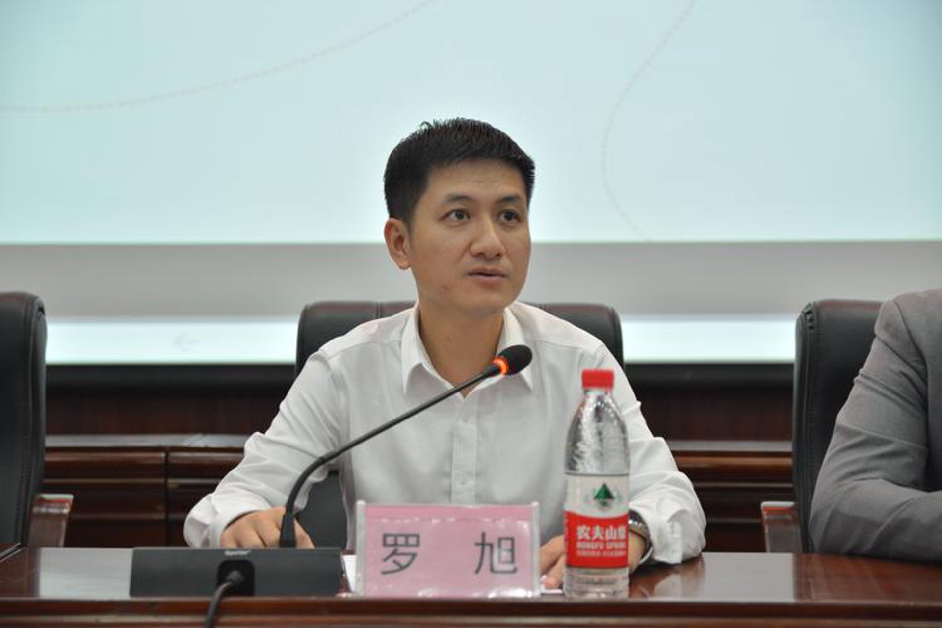 普罗米修律师